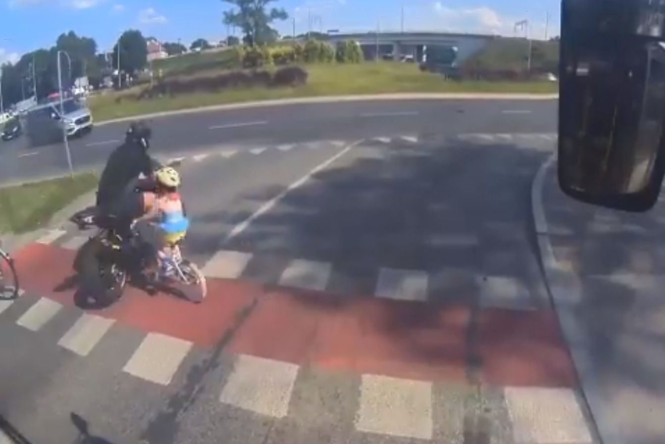 Olsztyn. Motocyklista potrącił dziecko