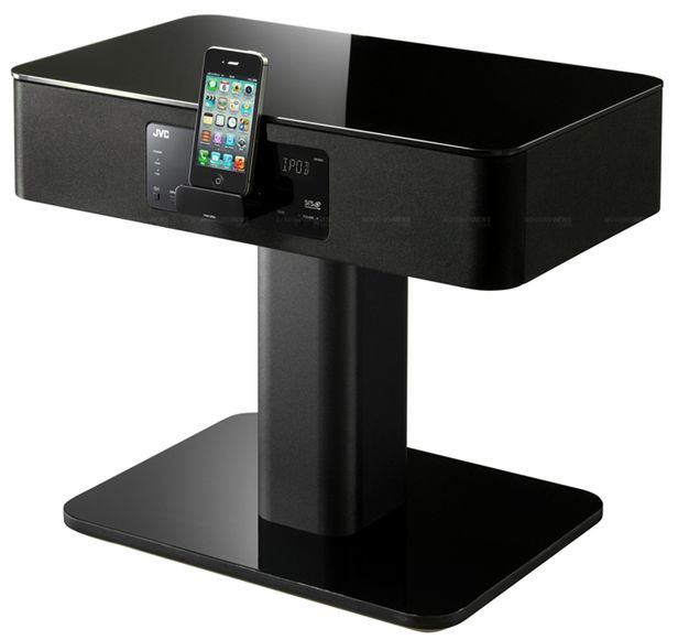 Pierwszy stand marki JVC dla iPhone’a 2