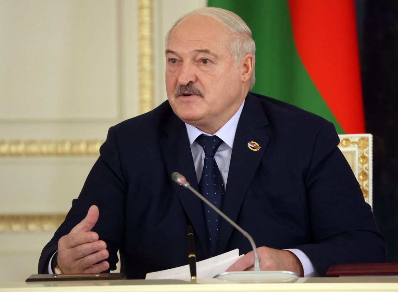 Belarus leader criticized by Russia over troop withdrawal