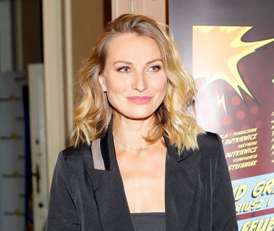 Joanna Moro kusi w koronkowym body. "Ale gorąco"