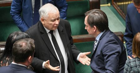 Afera z Pegasusem. "GW" o zakupie systemu: PiS oszukał posłów