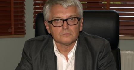 Wybitny lekarz ofiarą oszustów. "Odbieram liczne telefony"