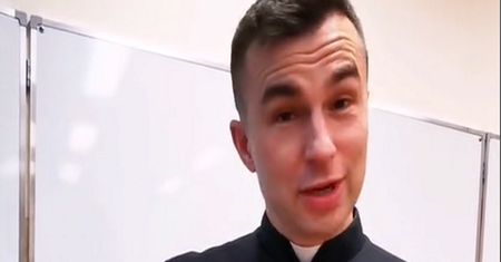 Ksiądz odpowiada, czy zakupy w niedzielę handlową to grzech. Zdziwieni?