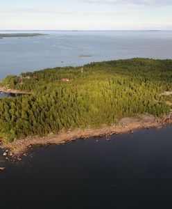 Kawałek Finlandii wystawiony na sprzedaż. Jest sporo zainteresowanych
