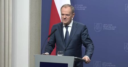 Tusk miażdży Orbána i Kaczyńskiego: "Zgadnijcie, kto się cieszy" – polityczna burza wybuchła!