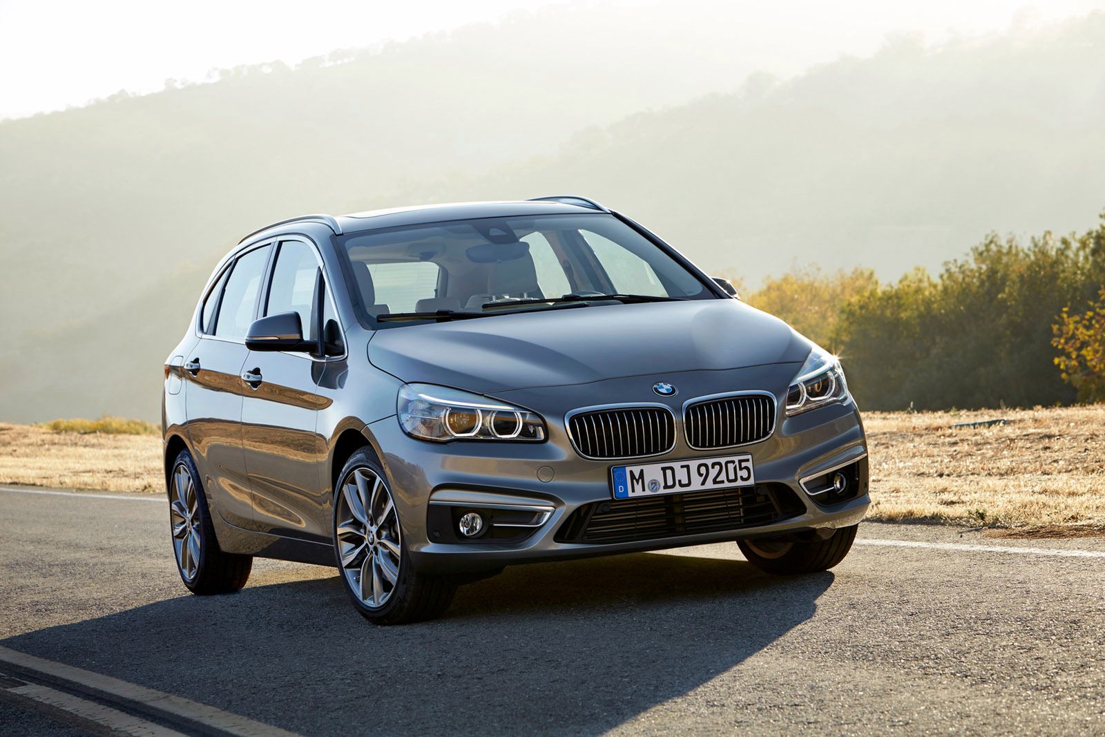BMW przedstawiło 290 zdjęć z serią 2 Active Tourer [galeria] 25