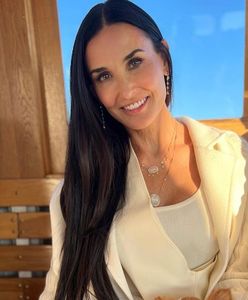Demi Moore pozuje w bikini. Nie przejmuje się hejterami
