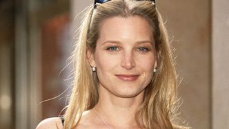 Dawno niewidziana Bridget Fonda na zdjęciach paparazzi. Jest nie do poznania