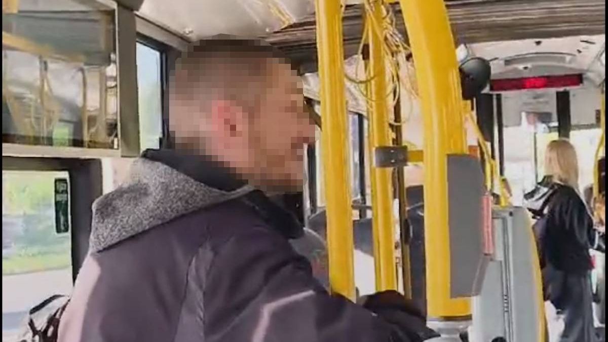 Agresywny mężczyzna w autobusie w Lublinie