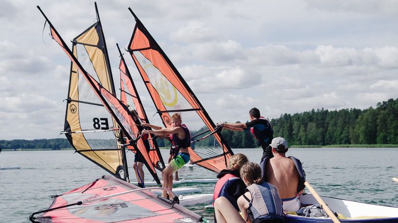 Domki letniskowe i gospodarstwa agroturystyczne - im większe odludzie tym lepiej. Tam będą odpoczywali Polacy z dziećmi w tym roku.