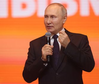 Rosja odgraża się, że z powodu sankcji będzie sprzedawać ropę za pomocą "nowych narzędzi"