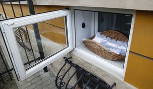 "Вікно життя". Як у Польщі рятують небажаних дітей