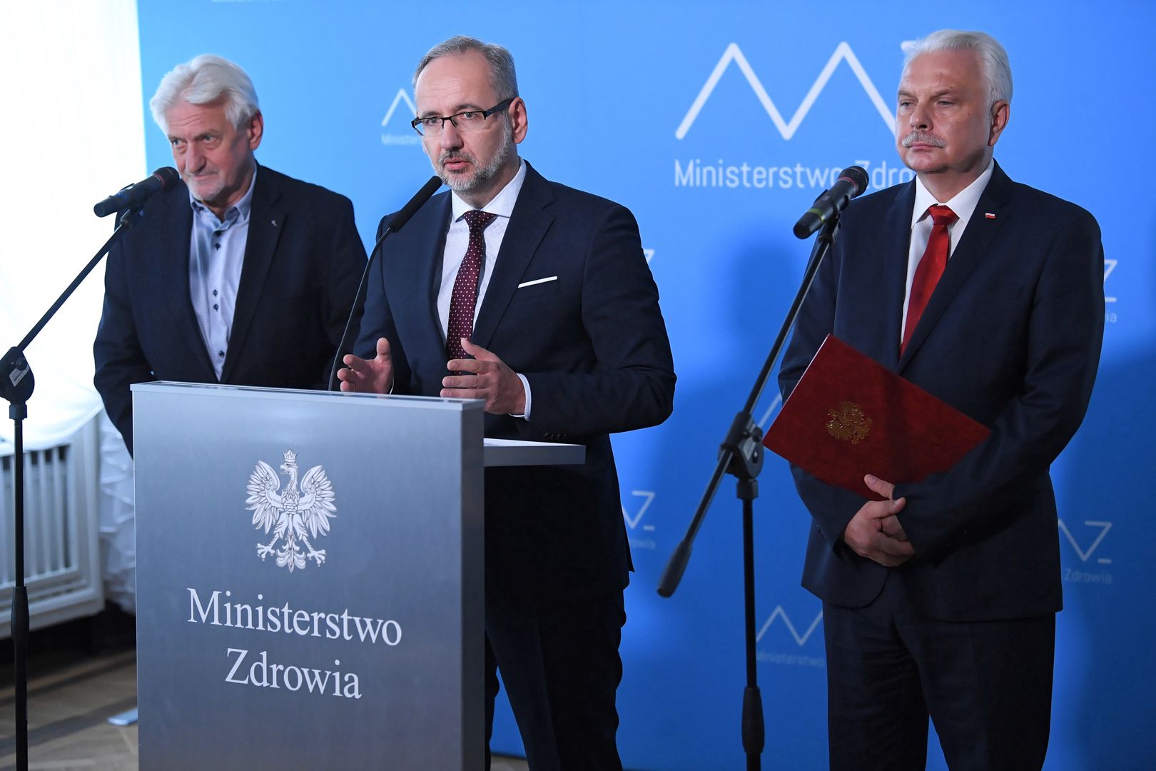 Ministerstwo Zdrowia: jest decyzja ws. odstępów w podawaniu szczepionek