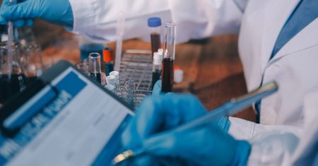 Medycyna może być o krok od przełomu. Chodzi o leczenie groźnego nowotworu