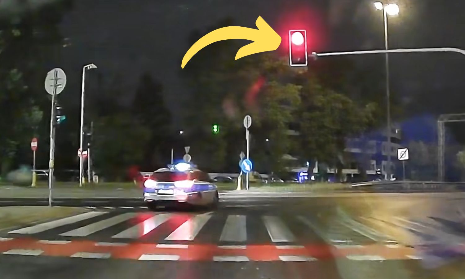 Mandat? Nie dla nich. Policja przyłapana na gorącym uczynku