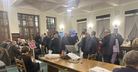 Mentzen zakpił z posłów. Natychmiastowa riposta