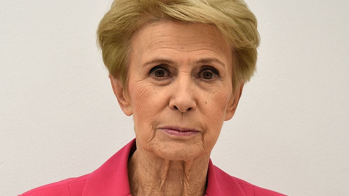 Iwona Śledzińska-Katarasińska