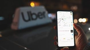 Co Polacy zostawiają w Uberze? Ranking najczęściej pozostawianych rzeczy w taksówkach