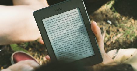 Czytniki e-booków jako prezent na Pierwszą Komunię – wybraliśmy 6 najlepszych