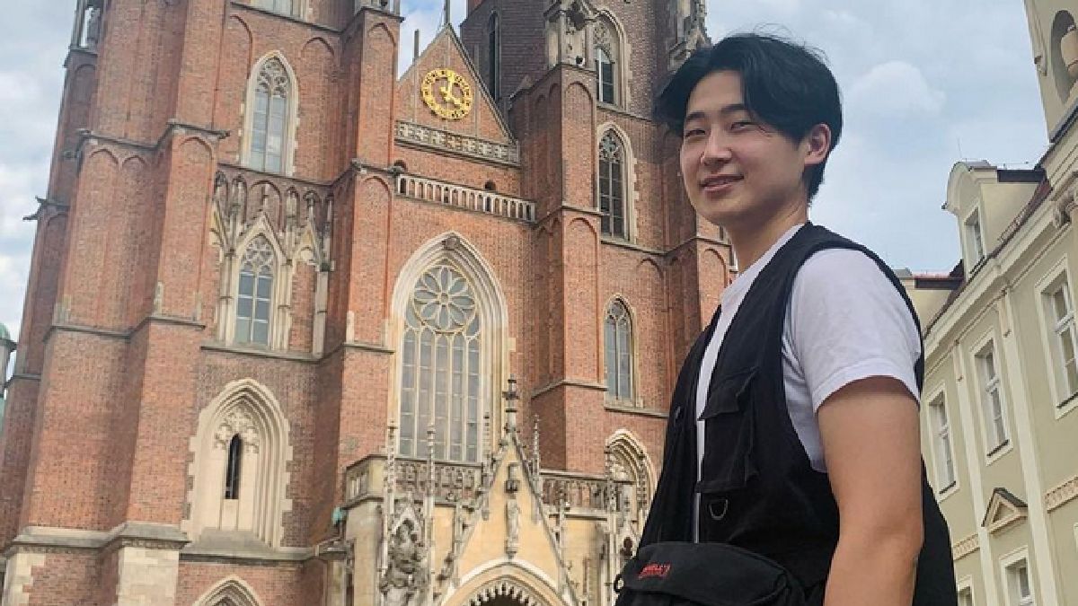 W czasie pobytu w Polsce Ken odwiedził m.in. Kraków, Wrocław, Gdańsk i Gdynię oraz Zakopane