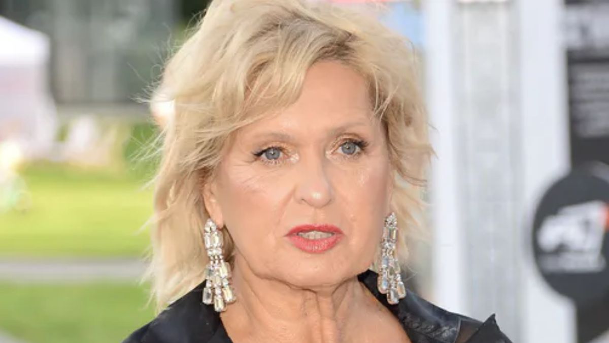 Ewa Kasprzyk zaprezentowała się w eleganckiej sukni 