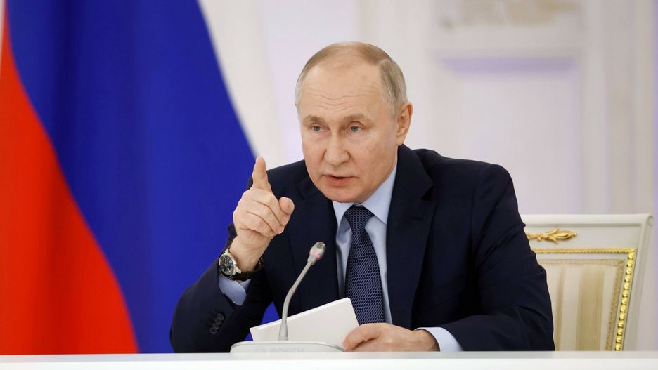 Archiwum zagraniczne East News 2023-12
Russia State Council 8590605 27.12.2023 Russian President Vladimir Putin chairs a meeting of the State Council on enhancing the role of teachers and mentors at the Kremlin in Moscow, Russia. Dmitry Astakhov / Sputnik Moscow Russia PUBLICATIONxINxGERxSUIxAUTxESTxLTUxLATxNORxSWExDENxNEDxPOLxUKxONLY Copyright: xDmitryxAstakhovx
IMAGO/Dmitry Astakhov