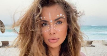 Natalia Siwiec świeci pupą i zdradza, przed kim UCIEKŁA do Meksyku (FOTO)