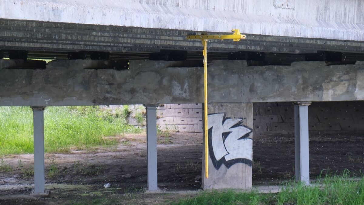 Urządzenie pomiarowe na moście al. Unii Lubelskiej
