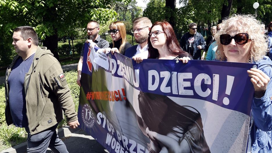 uczestnicy
Waldemar Deska
Kamil, Kamilek, marsz