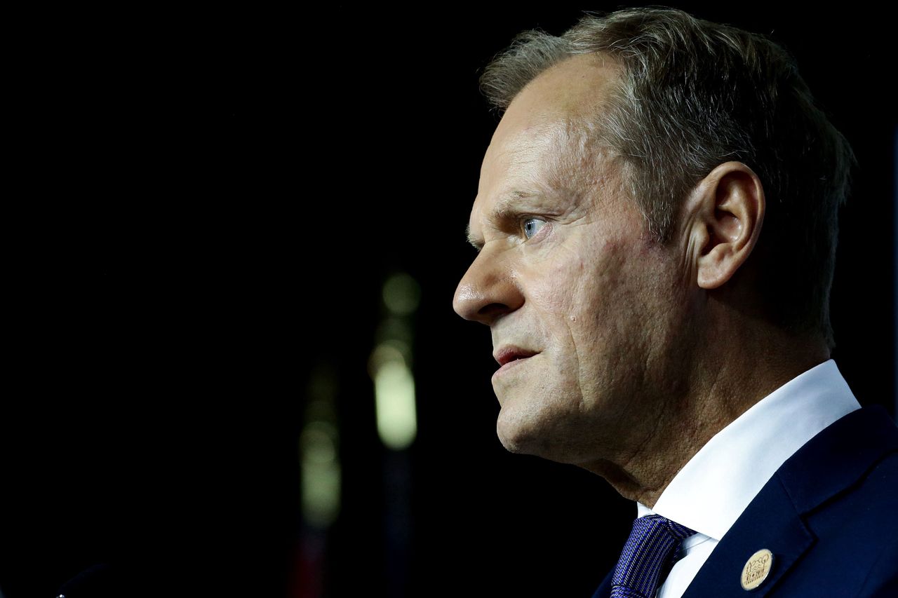 Strajk kobiet. Donald Tusk znów wbija szpilę PiS. Jeszcze mocniej niż zwykle