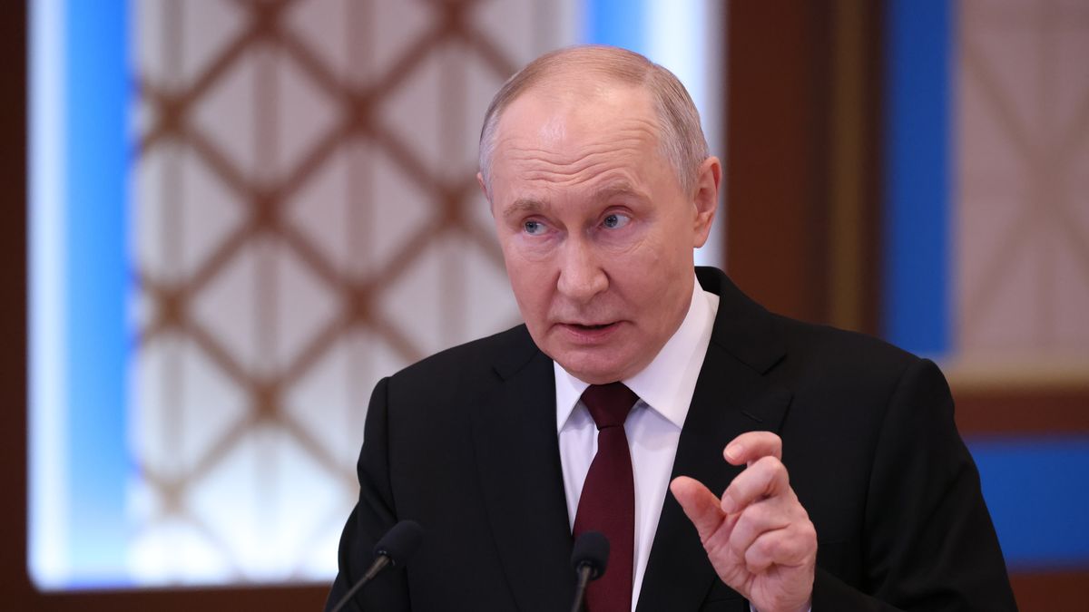 ASTANA, KAZAKHSTAN - MAY 29 : Russian President Vladimir Putin speaks to journalists after the plenary session of the Supreme Eurasian Economic Union at the Palace of Independence, on May 29, 2026, in Astana, Kazakhstan. During the three-day state visit President Putin attended the Eurasian Economic Union (EAEU) summit in Astana. Photo by Contributor/Getty Images)