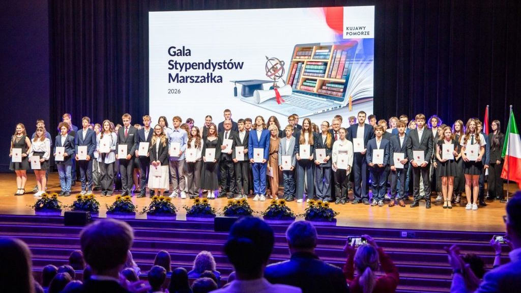 Stypendia marszałka są przyznawane na 10 miesięcy