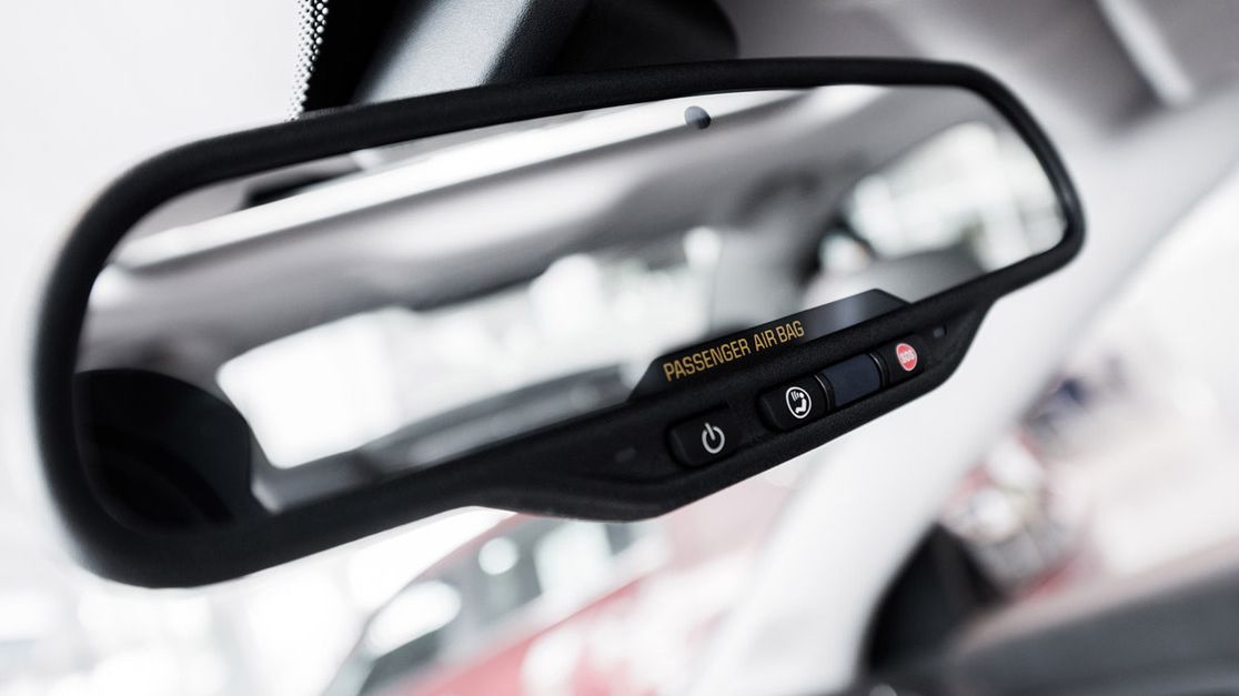 Lusterko elektrochromatyczne