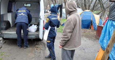 Warszawa. Rusza akcja "Trochę ciepła dla bezdomnego"
