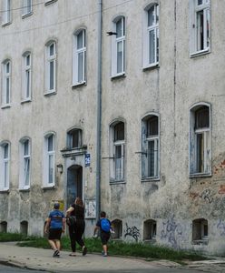 Duże miasto wprowadza kaucje. Nie chce tracić milionów na remonty