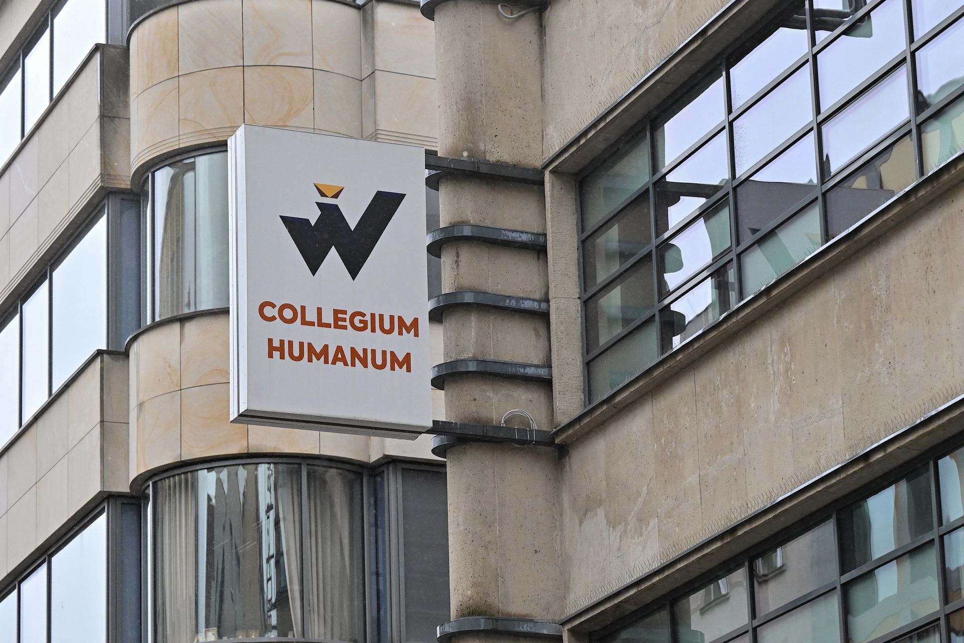 wiadomości,aktualności,WP Wiadomości Nowy wątek w aferze Collegium Humanum. Rektor innej uczelni oskarżonym