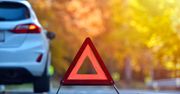 Zderzenie fiata z motocyklem w Ostrowcu Świętokrzyskim. 17-latek trafił do szpitala