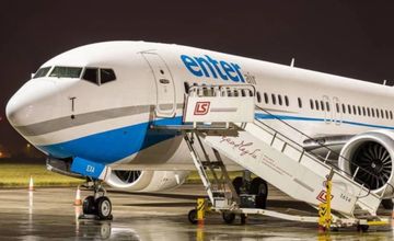 Polskie linie lotnicze wypłacą podróżnym rekompensaty. Urząd zdecydował