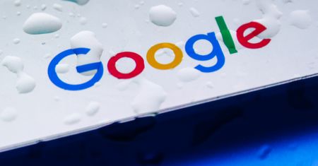 Błąd w "Hej, Google". Problem ze sterowaniem żarówkami smart