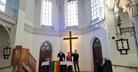 Pierwsza taka sytuacja w Polsce. Pobłogosławiono pary jednopłciowe