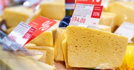 Rosyjski nabiał zalewa rynki. Dominuje jeden produkt