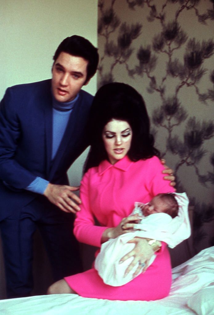 Elvis Presley i Priscilla Presley z córką, Lisą Marie