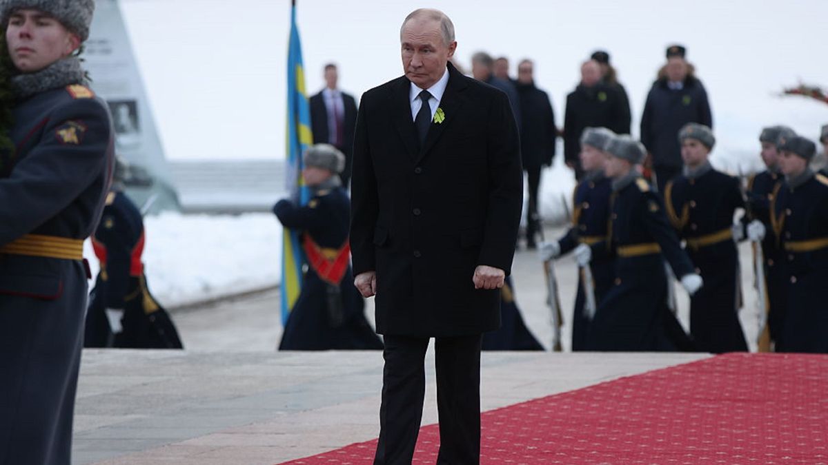 Russian President Vladimir Putin Participates In Events Marking The Siege Of Leningrad During WWII
SAINT PETERSBURG, RUSSIA - JANUARY 27: Russian President Vladimir Putin follows honour guards of the Presidential Regiment, carrying the wreath at Piskaryovskoye Memorial Cemetery, dedicated to the victims of the siege of Leningrad, on January 27, 2026, in Saint Petersburg, Russia. Putin arrived in Saint Petersburg yesterday for a two-day working visit. (Photo by Contributor/Getty Images)
Contributor