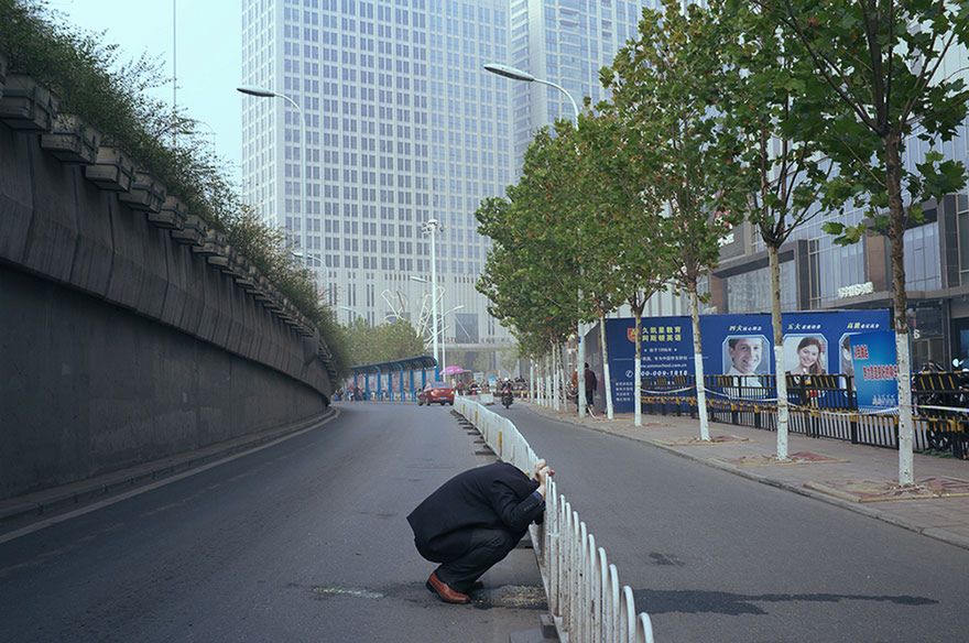 Tao Liu - fotograf amator z Chin, który stał się znany, dzięki humorystycznej fotografii ulicznej 25