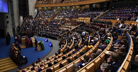 Zmiany dla transseksualnych i niebinarnych studentów. Będą mogli wybrać swoje imię