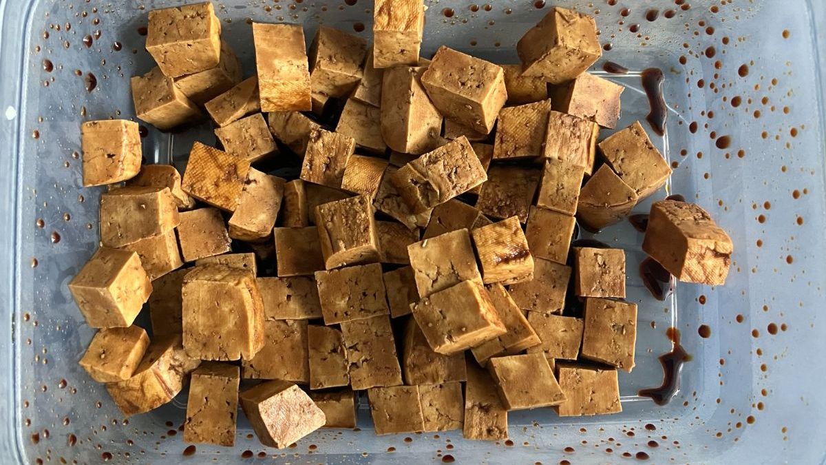 Tak zamarynowane tofu jest pyszne i pełne smaku
