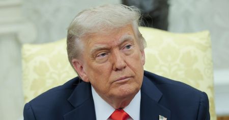 Ekspert: Trump wykazuje się sprytem w polityce wobec Iranu. Z Rosją nie