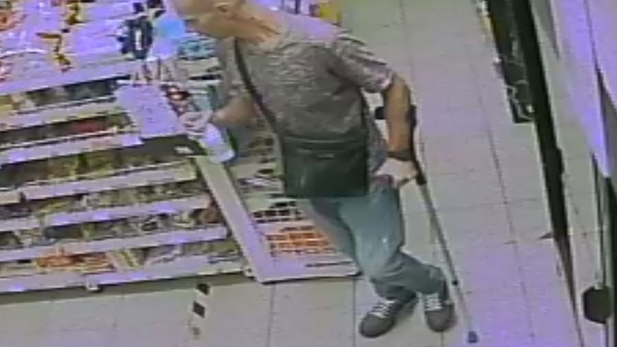 Uderzył ekspedientkę, bo zwróciła mu uwagę że nie ma maseczki