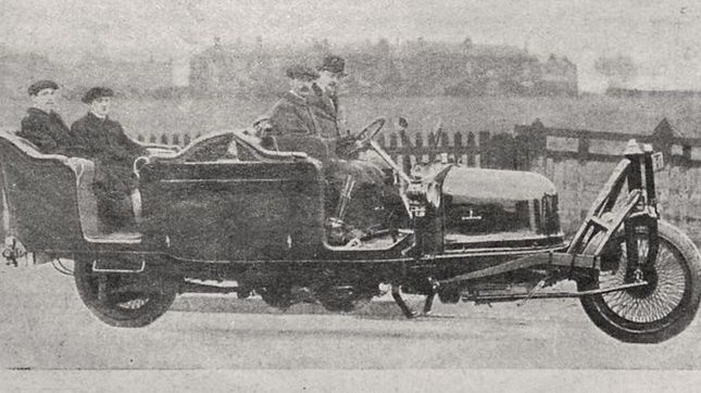 Gyrocar. Najdziwniejszy samochód świata powstał w Rosji. Miał tylko dwa koła! 1