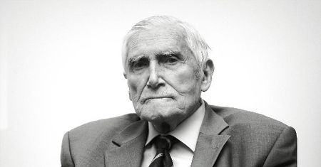Nie żyje prof. Witold Kieżun. Były żołnierz AK i powstaniec warszawski miał 99 lat